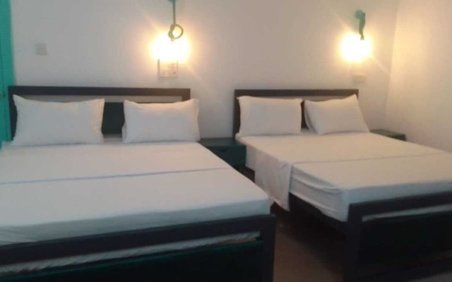 Hello Airport Hotel Katunayake