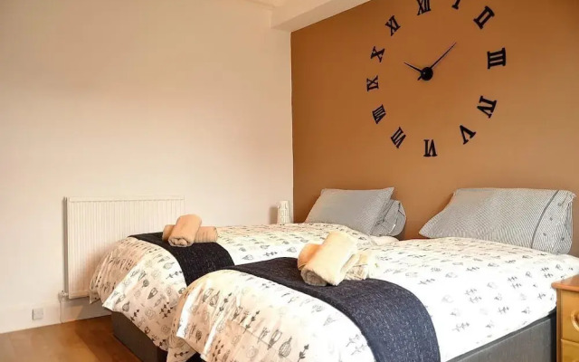 Temple Park Apartment