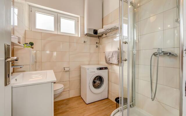 Happy Home - Rental Residence