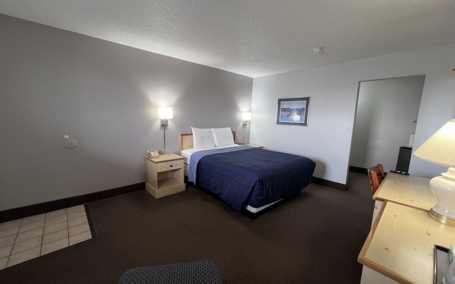 Regency Inn and Suites