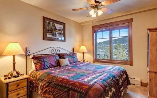 Luxury 3 Bedroom Mountain Vacation Rental in Breckenridge Just Two Blocks From Downtown