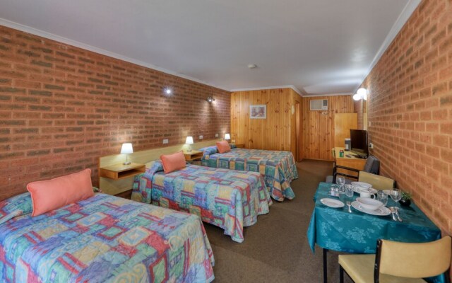 Country Roads Motor Inn Narrandera