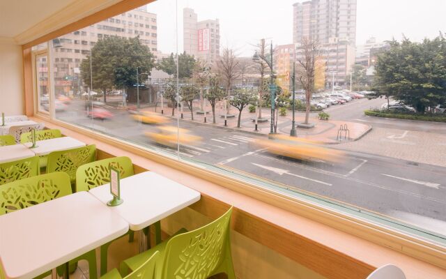 Kiwi Express Hotel - Zhong Zheng Branch