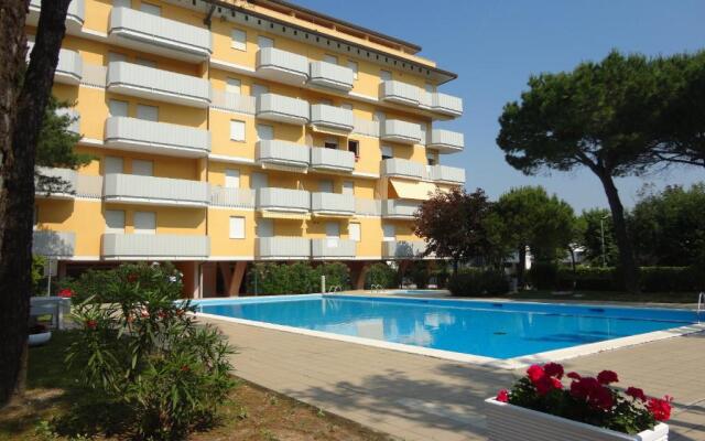 Flat With Excellent Location