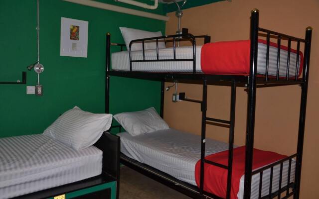 Silom Art Hostel