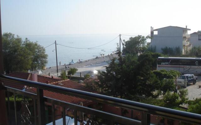 Konstantinos Beach 2