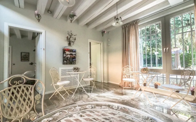 Corte Merighi Charming Rooms & Breakfast