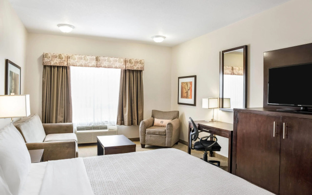 Ramada by Wyndham Lac La Biche