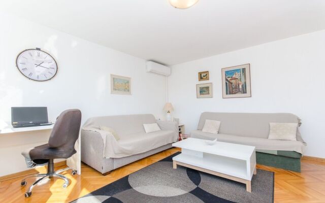 Apartment Sunny