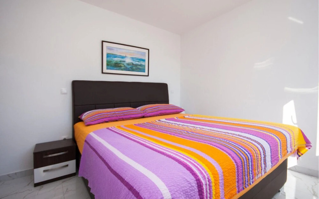 Awesome Apartment in Rogoznica With 1 Bedrooms and Wifi