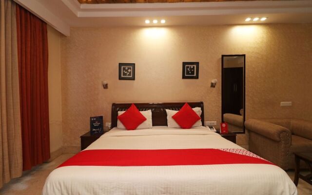 OYO 26915 Hotel North East Residency