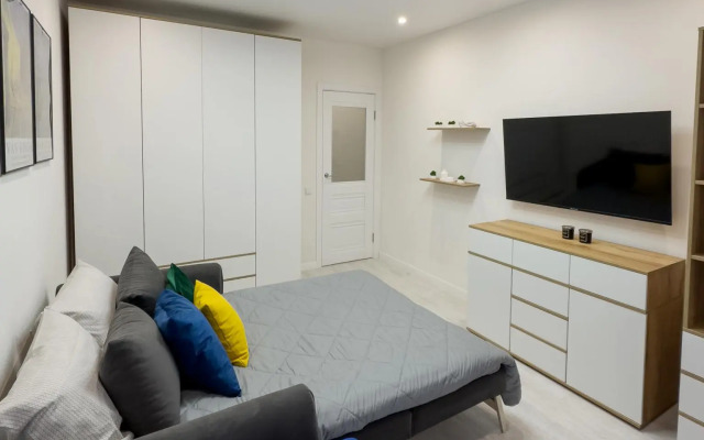 Daris apartment on Alyabyeva street 1