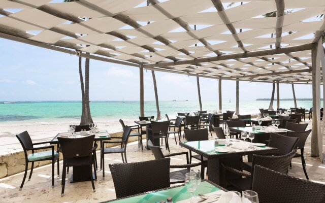 Barcel\u00F3 Bavaro Beach & Convention Center