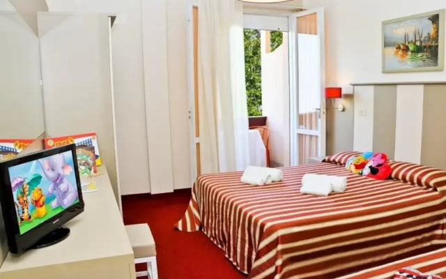 Color Metropolitan Family Hotel