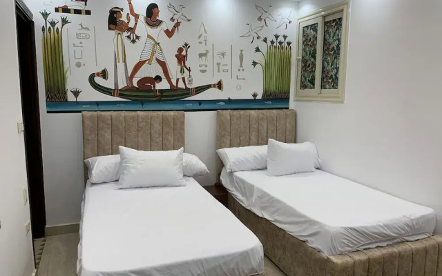 pyramids view apartment