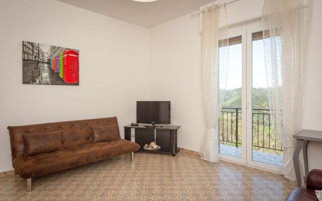 House Of Olive Trees, Relaxation And Wi-fi