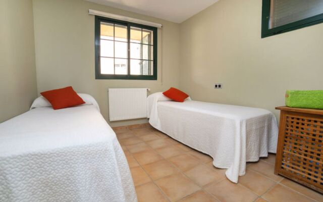 Pueblo Mascarat 33996
