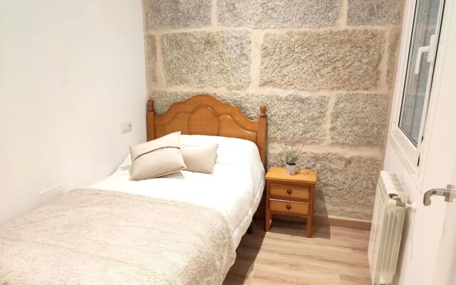 Apartment With 2 Bedrooms in Ourense, With Wifi