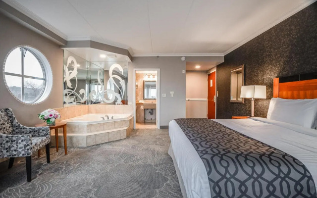 Monte Carlo Inn Barrie Suites