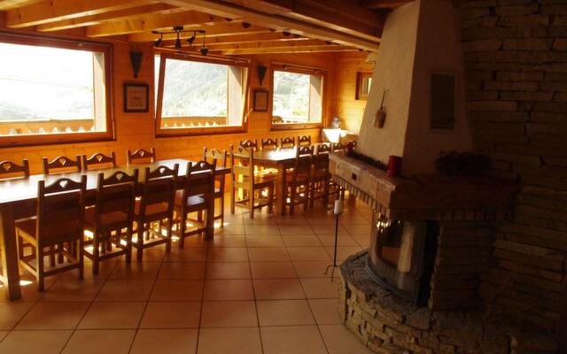 Central Hostel Châtel