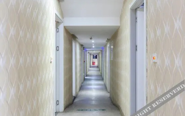 OYO Wuhan Hongtai Hotel