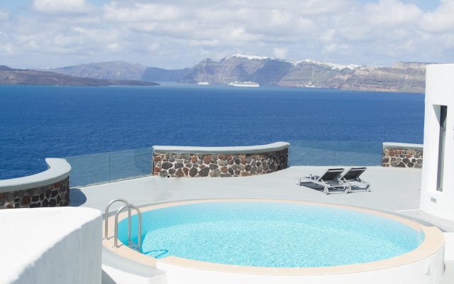 Ambassador Aegean Luxury Hotel and Suites