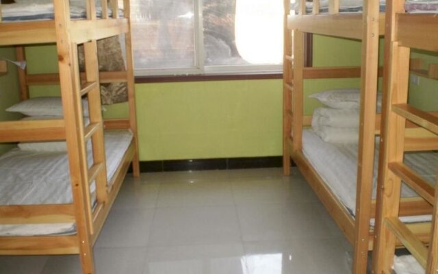 Huayi Youth Hostel