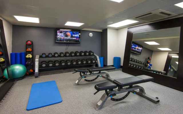 DoubleTree by Hilton Hotel Alana - Waikiki Beach