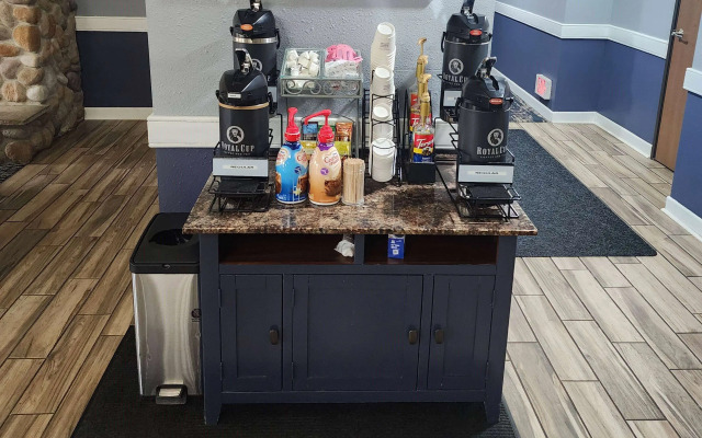 AmericInn by Wyndham Austin