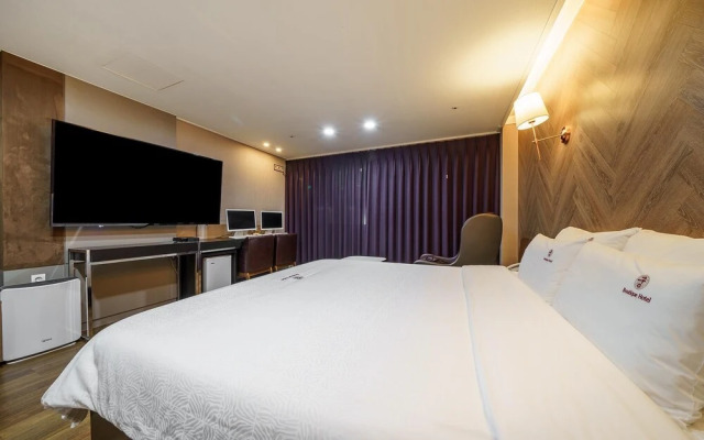 Changwon Boutique Hotel Gung
