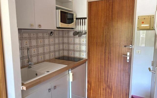 Appartement Balaruc-les-Bains, 1 pièce, 2 personnes - FR-1-553-134