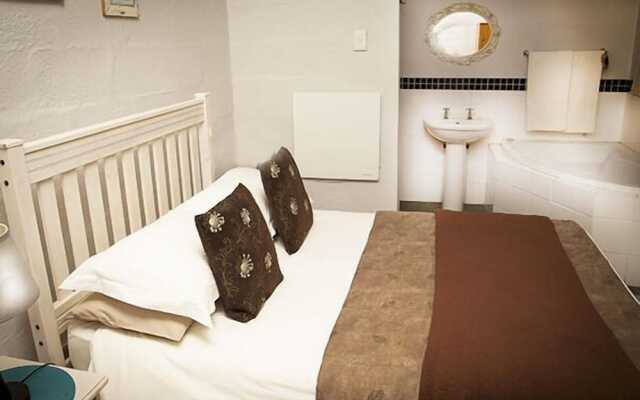 Vindoux Tree House Guest Farm & Spa