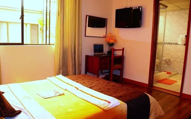 Hotel Quinta Paredes Inn