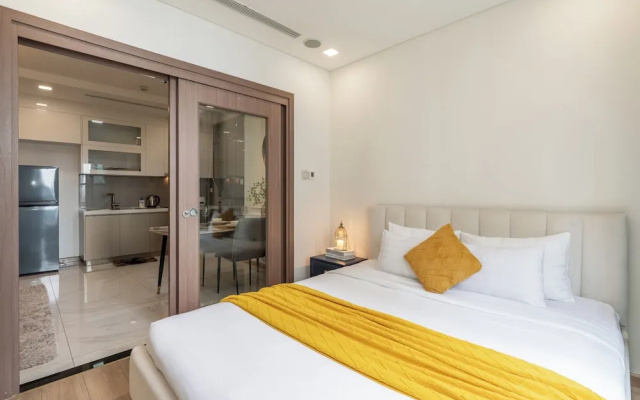 LANDMARK 81 Luxury Riverside Retreat