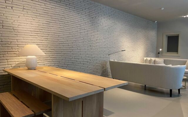 Colectia Stays Pau Claris