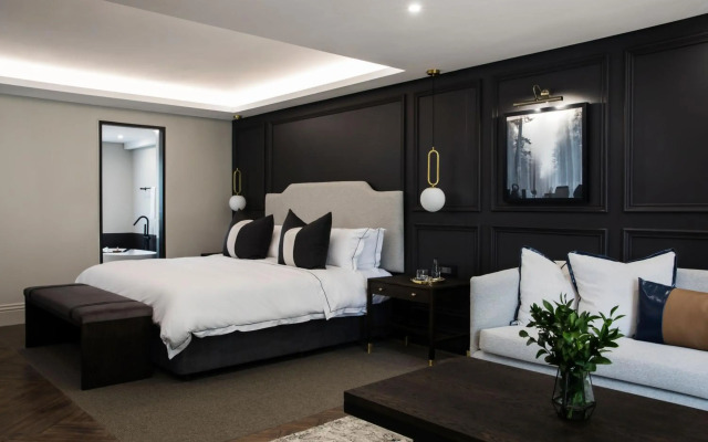 Seven Villa Hotel and Spa