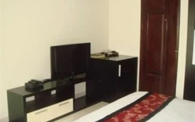 Bin Bin Hotel 6 Near SECC D7