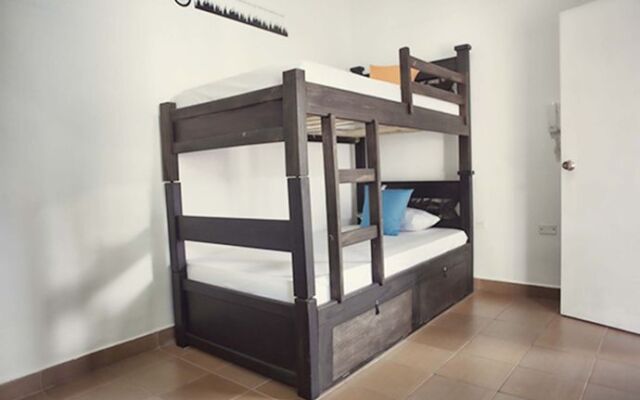 Tropica Hostel