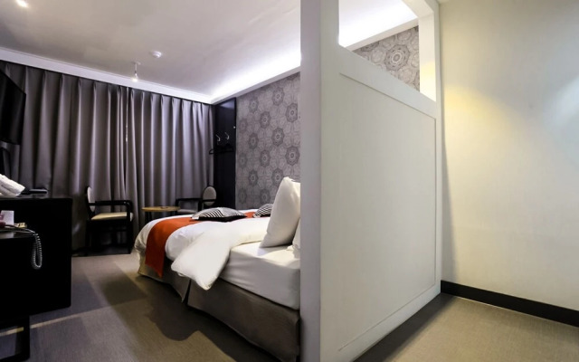 Yeoju Reverse Hotel