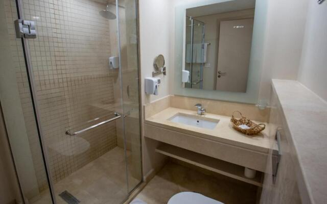 3BR Rooftop, Pool & Beach & Nanny Room in Mangroovy El Gouna