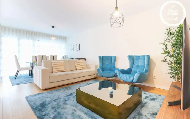 Benfica Prime Terrace by Homing