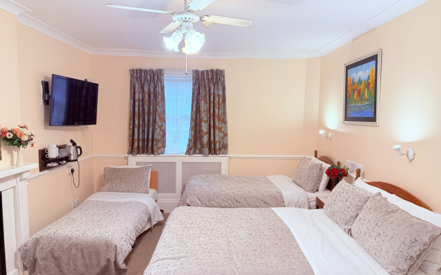 Europa House Hotel