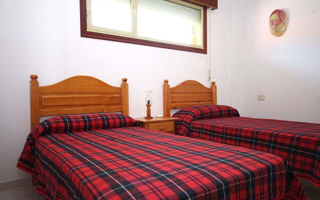 Apartment - 2 Bedrooms with Sea views - 102002