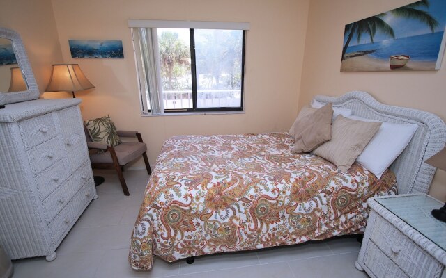 Reef Club 103