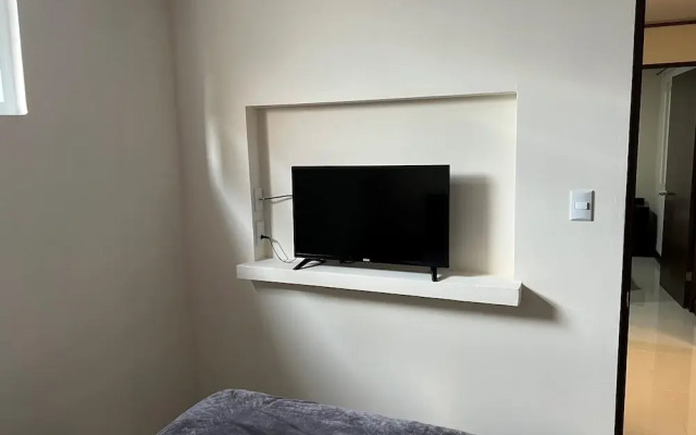 Fully Equipped and Furnished Apartment and Office