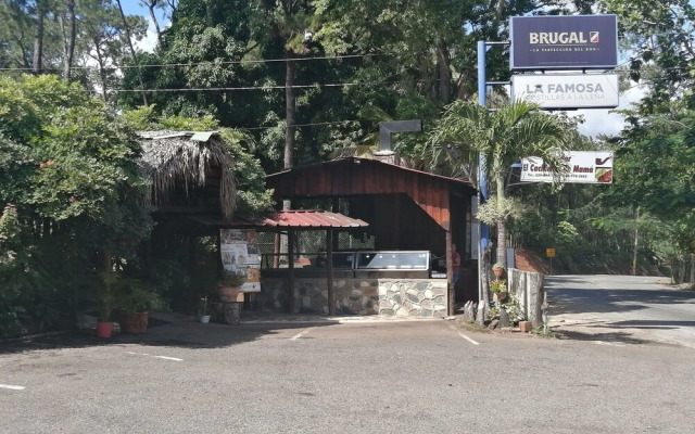 Parador El Cachimbo De Mama