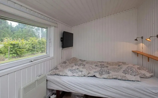Peaceful Holiday Home in Falster near Sea
