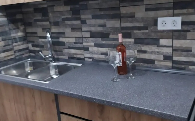 Anchors Aweigh 3-100 Sm Apartment Near The Sea