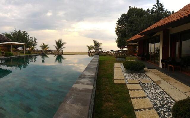 Jepara Marina Beach Bungalows