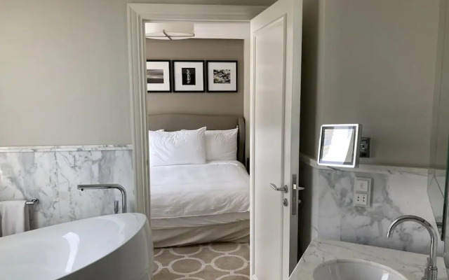 Ultimate Luxury Address Boulevard Dubai - 3 Bedrooms